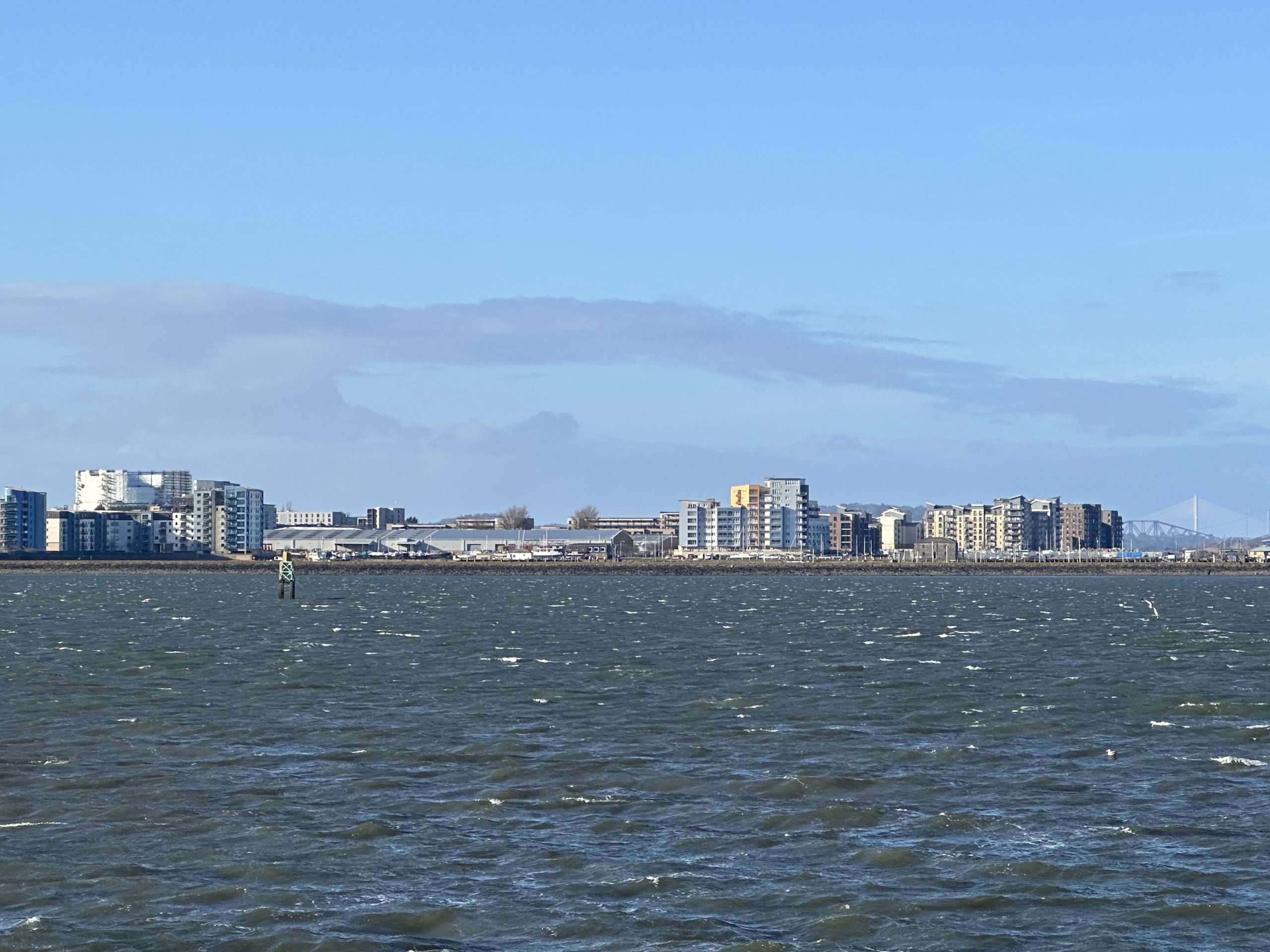 Newhaven, case sul mare, uno dei quartieri di Edimburgo